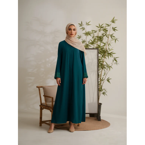 Talia Abaya